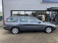 tweedehands Volvo V70 2.4 Comfort Line 170 pk+ Clima+Trekhaak