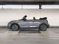 Nieuw Mini Cooper Cabriolet Favoured 163 PK (119 kW) 2025 Grijs Cabriolet