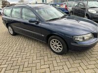 tweedehands Volvo V70 2.4 Comfort Line