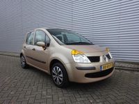 tweedehands Renault Modus 1.4-16V Authentique Luxe Airco / Trekhaak / Cruise