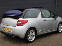 tweedehands Citroën DS3 Cabriolet 1.6 156 PK Sport Chic NL-Auto/Navi/Clima/Cruise control/Radio-CD/Bluetooth/Lederen bekleding/Stoelverwarming/LM-velgen/Parkeersensoren