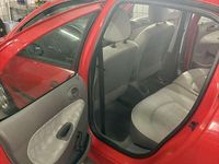 Occasion Peugeot 206 60 PK (44 kW) 2004 Rood Hatchback