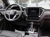 tweedehands Isuzu D-Max V-CROSS 4WD Extended Cab | OP VOORRAAD | All-in prijs | Automaat | Parelmoer Lak | 5 Jaar garantie | 3500 kg