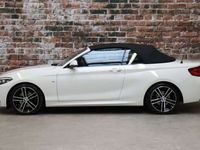 tweedehands BMW 220 220 Cabrio i High Executive M Sport Pakket Automaat