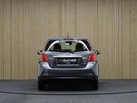 tweedehands Toyota Yaris Hybrid 1.5 Hybrid Executive | Navigatie | Camera | Cruise-control