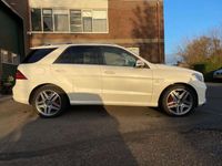 tweedehands Mercedes ML63 AMG AMG / Panodak / trekhaak / 21 inch / geventileerde sto