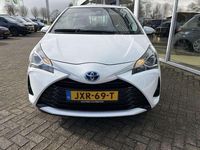 Occasion Toyota Yaris Hybrid Active 73 PK (53 kW) 2020 Wit Hatchback