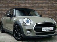 tweedehands Mini Cooper 1.5 5 Deurs Automaat LED Navi Emerald Grey