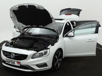 tweedehands Volvo V60 BWJ 2019 2.0 T4 191 PK Business Sport AUTOMAAT TREKHAAK / PA