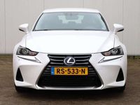 tweedehands Lexus IS300 Hybrid Business Line | Stoelverwarming | Parkeerse