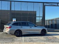 Occasion BMW 330 Executive 291 PK (214 kW) 2022 Grijs Stationwagen