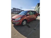 Occasion Renault Grand Scénic II Luxe 135 PK (99 kW) 2005 Rood MPV