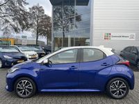 Occasion Toyota Yaris Executive 116 PK (85 kW) 2021 Blauw Hatchback