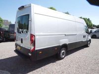 Occasion Iveco Daily 137 PK (100 kW) 2021 Grijs Van