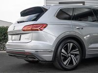 tweedehands VW Touareg e-Hybrid | Dynaudio | Trekhaak | Leder