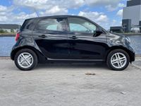 tweedehands Smart ForFour Electric Drive EQ Comfort | Stoelverwarming | Cruise/Climate Control | 22 KW lader | 15" Lichtmetalen velgen |