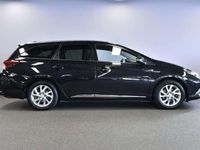 tweedehands Toyota Auris 1.8 Hybrid 136pk CVT Lease Pro