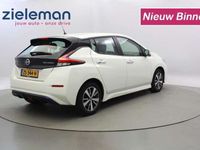 tweedehands Nissan Leaf Electric Connecta 40 kWh - Navi, Clima, (10.900 NA