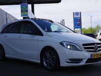 tweedehands Mercedes B180 Automaat Ambition Comfort, LED, Panoramadak, Navig