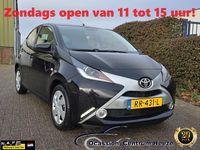 Occasion Toyota Aygo X-play 69 PK (50 kW) 2018 Zwart Hatchback