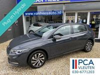 tweedehands VW Golf VIII 1.4 eHybrid Style|adaptive cruise control|navigatie|PHEV|Apple carplay