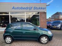 Occasion Toyota Yaris Sol 86 PK (63 kW) 2000 Zwart Hatchback
