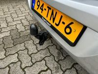 tweedehands Opel Corsa 1.4-16V Edition Airco, cruise, trekhaak, lmv