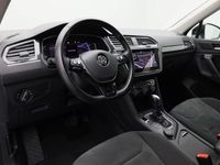 tweedehands VW Tiguan 2.0 TSI 190PK DSG 4Motion Highline Business R / R-Line | Pano | Trekhaak | Stoelverwarming voor/achter | Camera