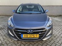 tweedehands Hyundai i30 1.6 GDi 135pk 5d Business Edition | Winterset | Achteruitrijcamera | Navigatie | Cruise Control | Parkeersensoren Voor/Achter |