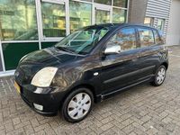 Occasion Kia Picanto 61 PK (44 kW) 2004 Zwart Hatchback