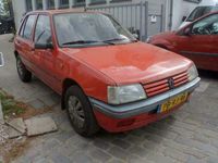 tweedehands Peugeot 205 1.1 Forever 5 drs nw apk tot 20-07-2022