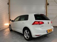 tweedehands VW Golf 1.6 TDI Highline DSG7 Airco Stoelvw Parelmoer Wit