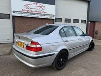 tweedehands BMW 325 3-SERIE i EXE AUT LEER NAVI NAP XENON Y-TIMER INRUIL MOG!!