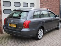 Occasion Toyota Avensis Executive 147 PK (108 kW) 2005 Grijs Stationwagen