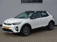 tweedehands Kia Stonic 1.0 T-GDi 74KW DynamicLine / Navi / Camera / 17 in