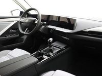 tweedehands Opel Astra Sports Tourer 1.2 Business Elegance 130 PK | Navig
