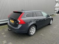 tweedehands Volvo V60 1.6 DRIVe Kinetic 126Dkm, Clima, CC, PDC, Navi, Ca