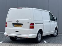tweedehands VW Transporter 2.5 TDI Automaat | Airco | Parkeersensor | Trekhaak | APK 08-06-2024