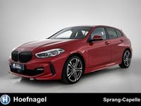 Occasion BMW 118 Executive 136 PK (100 kW) 2021 Rood Hatchback