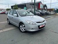 tweedehands Hyundai i30 1.6 CRDi // CLIMATISATION // GARANTIE 12 MOIS