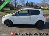 Occasion Renault Twingo Collection 75 PK (55 kW) 2012 Geel Hatchback