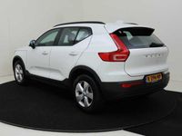 tweedehands Volvo XC40 1.5 T2 Momentum. Core | Sensus navigatiepakket | Stoel en stuurw