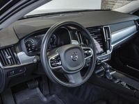 tweedehands Volvo V90 T4 Automaat Business Luxury+ | Lederen bekleding | Elektrisch Panoramadak | Parkeerverwarming | Adaptieve cruise control | Dodehoekdetectie | Head-up display | Parkeercamera | Parkeersensoren voor + achter | Dealeronderhouden | Wegklapbare trekh
