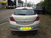 tweedehands Opel Astra GTC MET APK