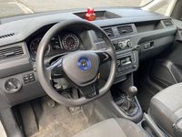tweedehands VW Caddy 2.0 TDI L1H1 BMT Trendline met o.a. airco, cruise, LED interieur, sidebars, etc.