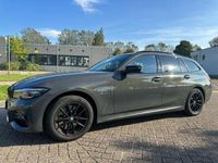 tweedehands BMW 330e 330 TouringHigh Executive M-Pakket Pano/HUD/Lase