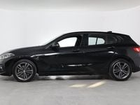 Occasion BMW 118 Executive 136 PK (100 kW) 2021 Zwart Hatchback