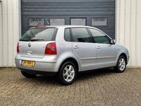 tweedehands VW Polo 1.4-16V Highline 5-deurs AIRCO / CRUISE!