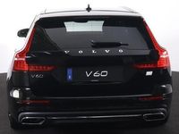 tweedehands Volvo V60 T6 Recharge AWD Inscription - LONG RANGE - IntelliSafe Assist - Harman/Kardon audio - Adaptieve LED koplampen - Parkeercamera achter - Verwarmde voorstoelen & stuur - Parkeersensoren voor & achter - Elektr. bedienb. voorstoelen met geheugen - Ex