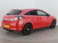 tweedehands Opel Astra GTC 1.8 Sport | Bestemd voor handelaren en opkopers | Export | B2B | Bestemd voor handelaren en opkopers | Export | B2B |